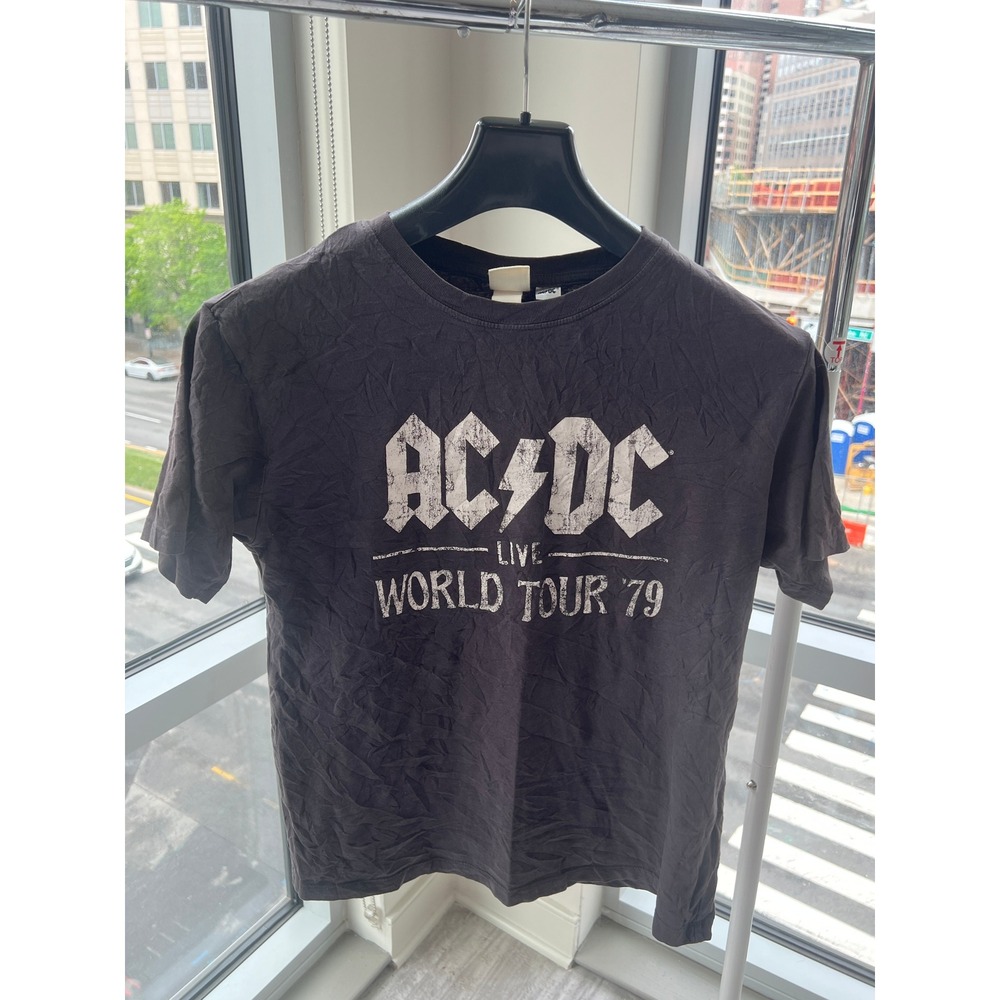 HM AC/DC Live World Tour 79 Highway To Hell Graphic Tee Faded Black Small